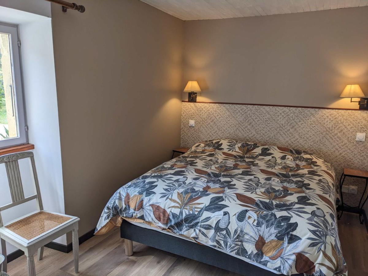 Ferme Robin Bed & Breakfast Marsaz Екстериор снимка