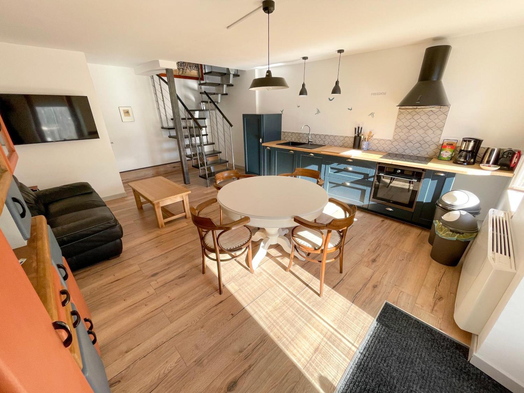 Ferme Robin Bed & Breakfast Marsaz Екстериор снимка